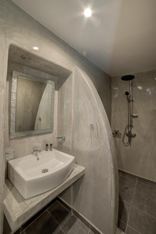Remvi Suites Firostefani Phòng bức ảnh